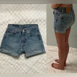 Vintage Levi’s 501 Denim Jean Shorts Stonewash Faded Blue Size 23
